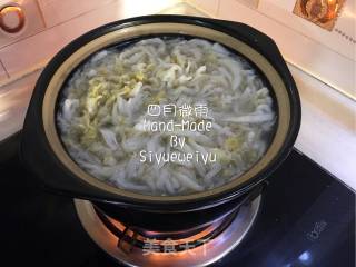 【liaoning】sauerkraut Stewed Pork Belly recipe