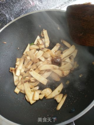 Stir-fried Rapeseed with Pleurotus Eryngii recipe