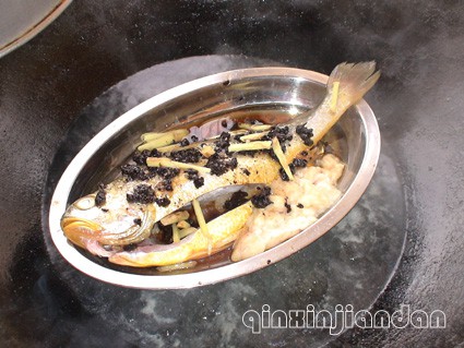 Steamed Yellow Croaker with Black Bean Sauce recipe