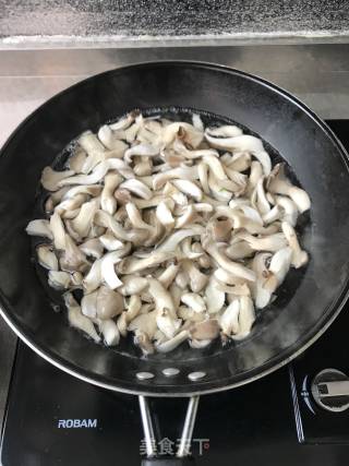 Grilled Yuba with Pocket Mushrooms recipe