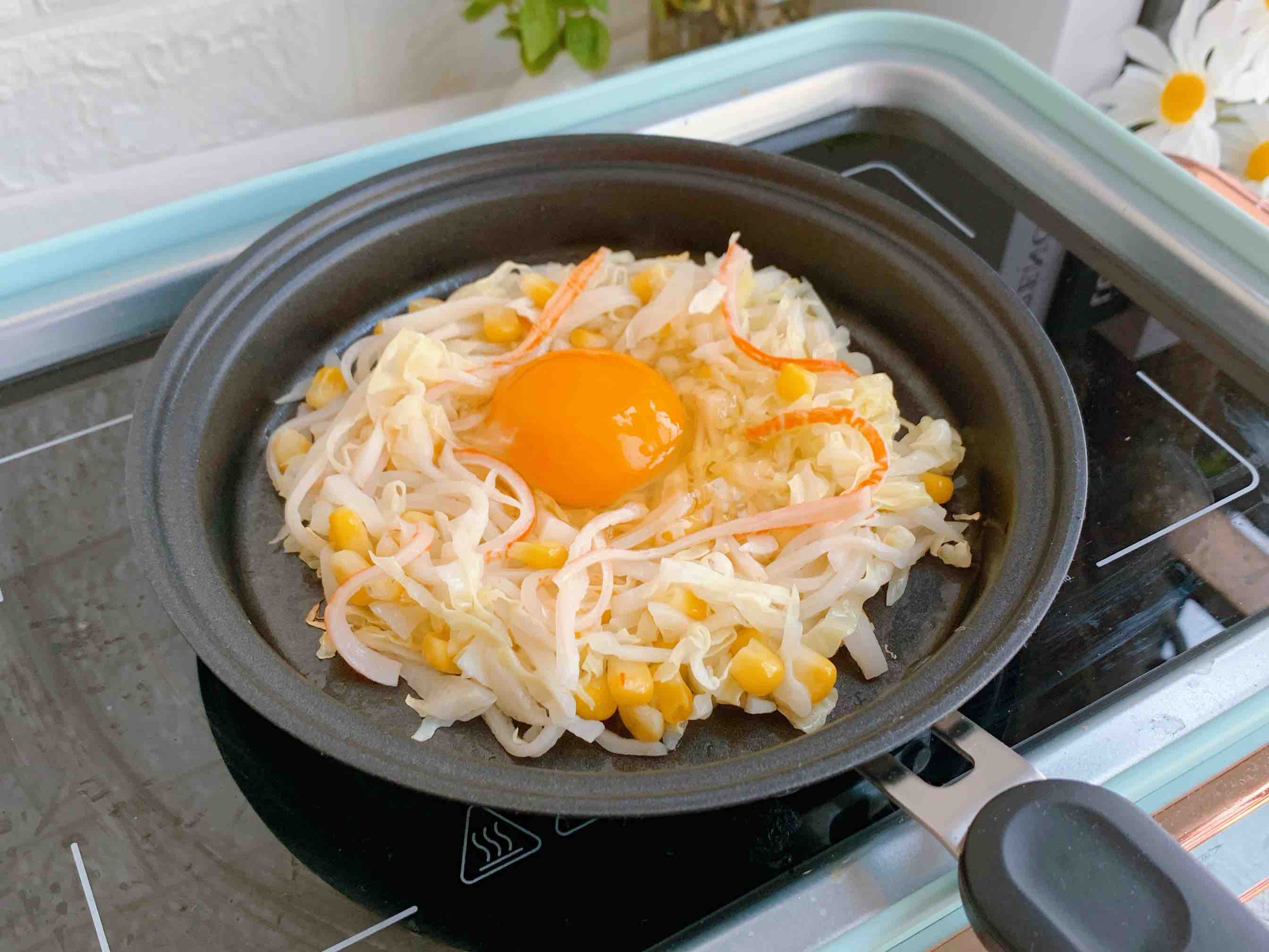 Crab Fillet and Cabbage Nest Egg recipe