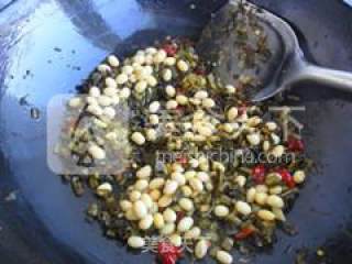 Stir-fried Soybeans with Pickled Vegetables and Minced Meat recipe