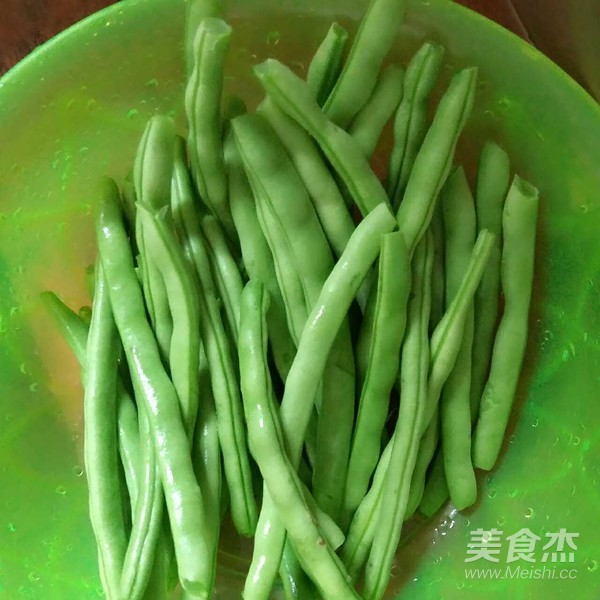 Stir-fried String Beans recipe