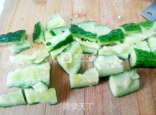 Quick Cold Dishes-garlic and Cucumber recipe