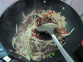 Stir-fried Beef with Rice White Specialty in Nanchang recipe