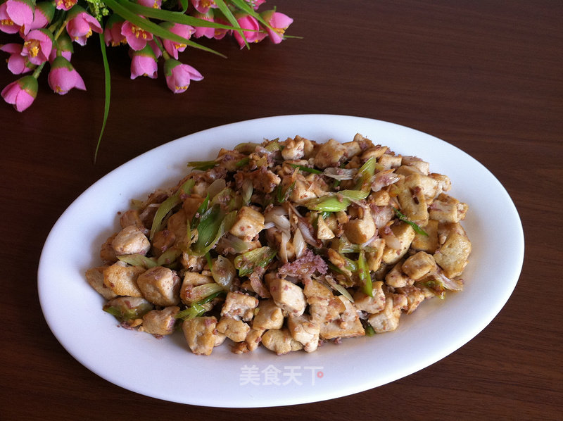 Stir-fried Tofu with Shrimp Paste and Green Onions recipe