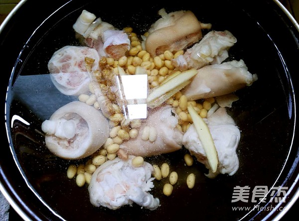 Soy Bitter Gourd Pork Knuckle Soup recipe