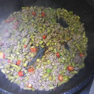 Stir-fried Ground Beef with Capers recipe