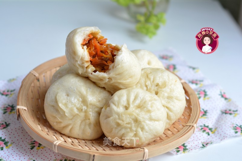 Pork Carrot Buns recipe