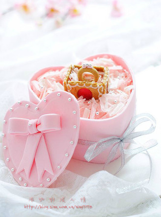 Commitment of Love: Fondant Dragon Fruit Mousse Cake