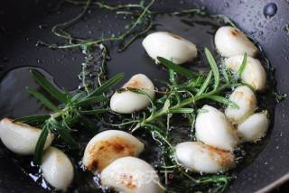 Rich Aroma---soaked Garlic in Olive Oil recipe