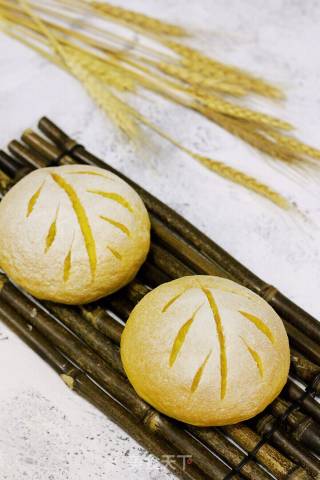 Pumpkin Mochi Soft European Buns recipe