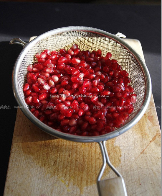 Freshly Squeezed Pomegranate Juice recipe