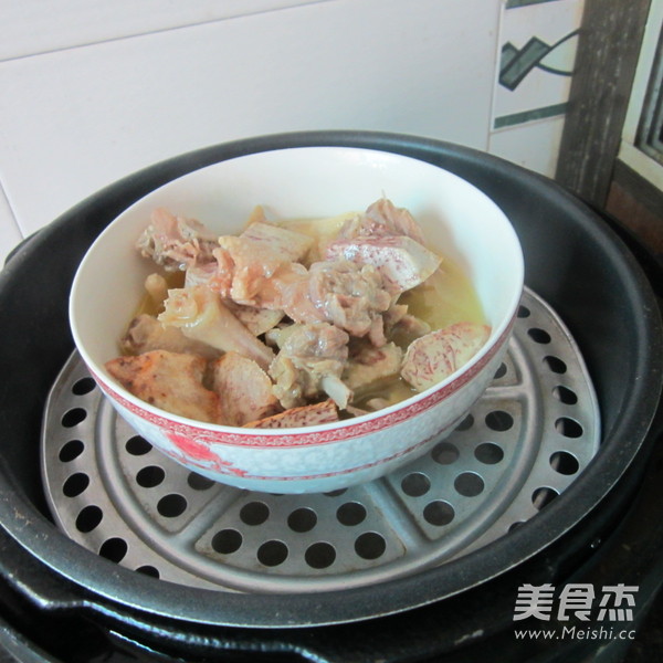 Steamed Duck with Taro recipe