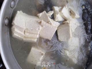 Milky White Crucian Fish Tofu Soup recipe