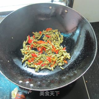 Chopped Pepper and Capers --- Porridge with Noodles recipe