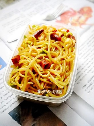 Spicy Bean Sprouts Braised Noodle recipe
