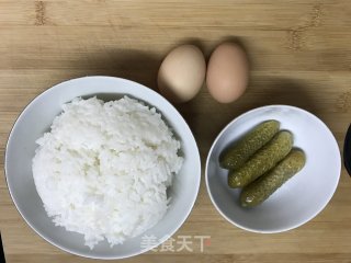 Fried Rice with Pickled Cucumber and Egg recipe