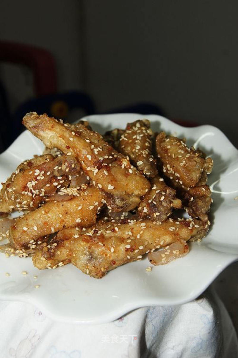 That Mouthful of Sesame-spicy Chicken Wings with Salt and Pepper Sesame recipe