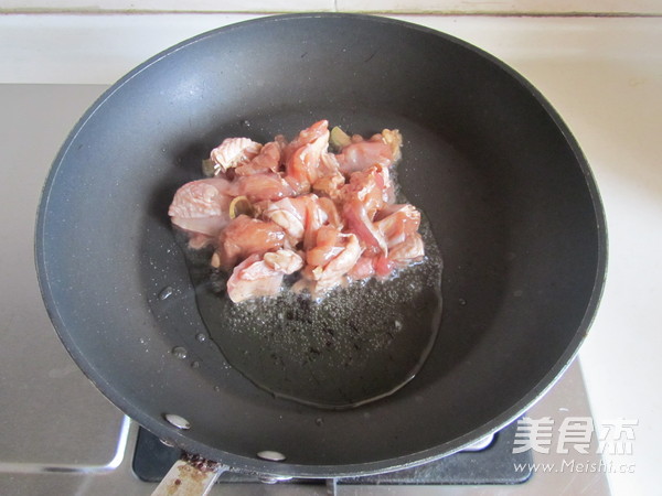 Mushroom Chicken Noodles recipe