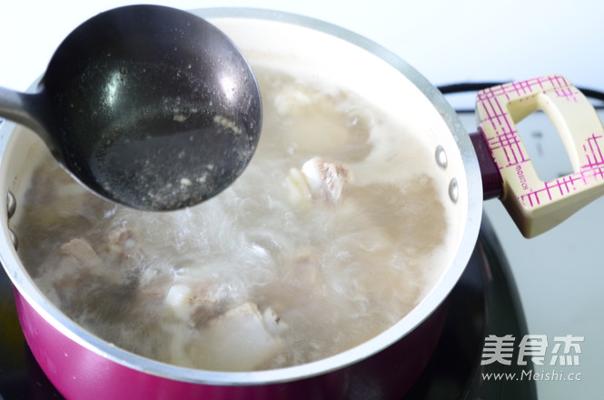 Mushroom Pork Ribs Soup recipe