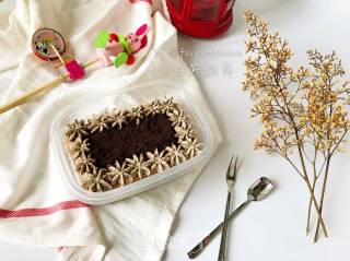 Oreo Salty Cream Box Cake recipe