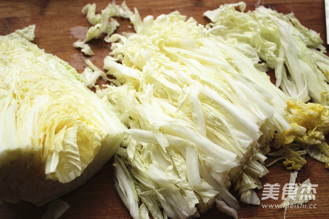 Jellyfish Mixed with Cabbage recipe