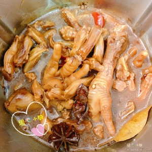 Xiaomei·spicy Braised Braised Duck Tongue and Chicken Feet Zhou Black Duck Version Can Marinate Everything recipe