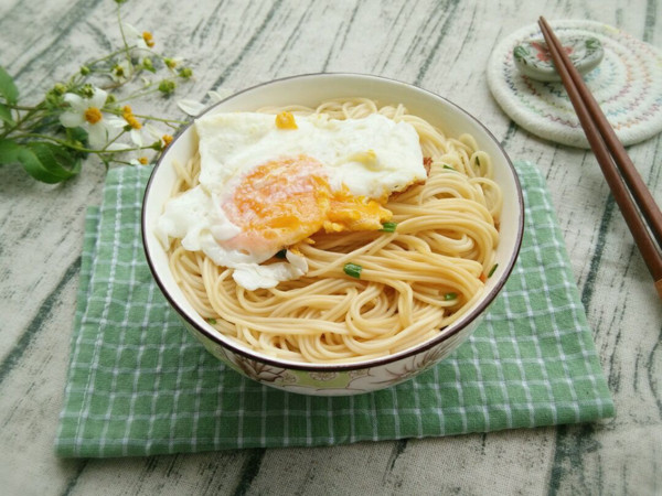 Lazy Version of Breakfast Egg Noodles-eggs with Real Eggs recipe