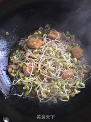 Soy Bean Curd Stew with Bean Sprouts recipe