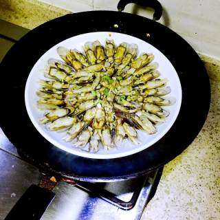 Scallion Razor Clams recipe