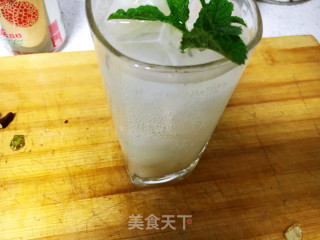 Iced Lychee Mint Drink recipe