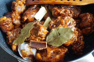 Braised Oxtail in Soy Sauce recipe