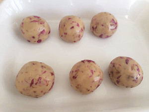 Rose Glutinous Rice Flower Cake, Crisp on The Outside, Qqq Inside recipe