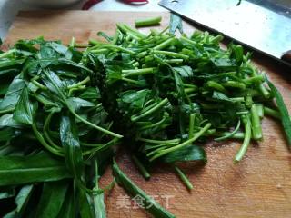 One Dish and Two Water Spinach recipe