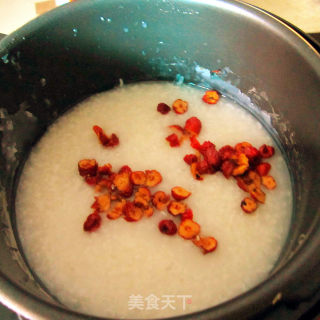White Rice and Red Dates Porridge recipe