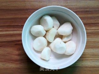 Horseshoe Mushroom Lamb Soup recipe