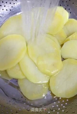 Spicy Potato Chips recipe