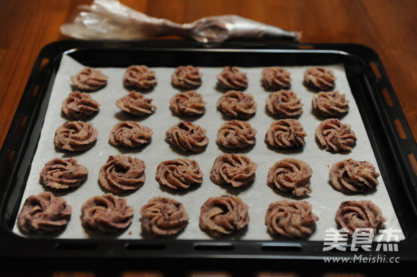 Berry Hazelnut Cookies recipe