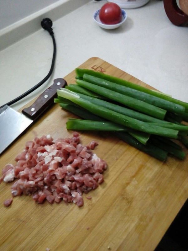 Beans, Green Onion and Pork Cold Bread recipe