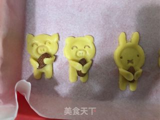 Animal Hug Almond Biscuits recipe