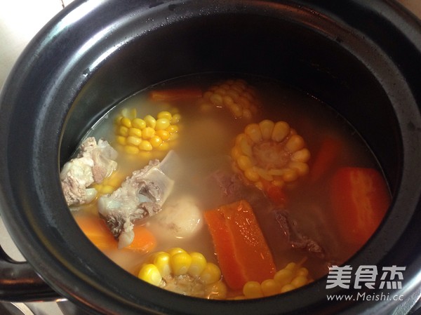 Carrot and Corn Pork Ribs Soup recipe