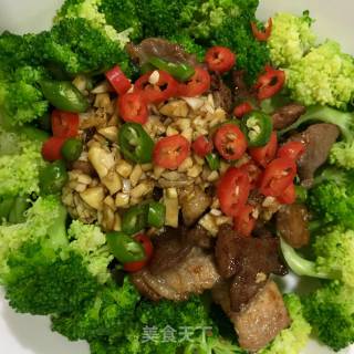 Stir-fried Meat with Broccoli recipe