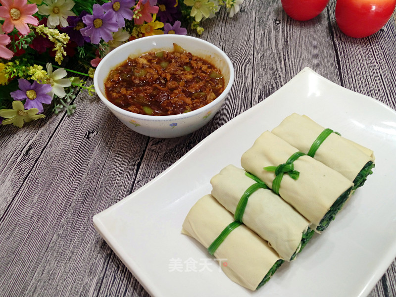 Bean Curd Spinach Roll Dipping Sauce recipe
