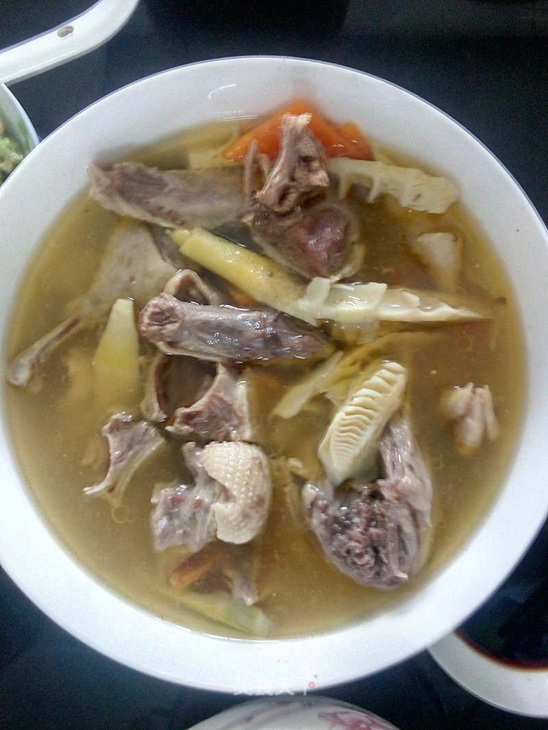 Duck Soup with Fresh Bamboo and Carrots recipe