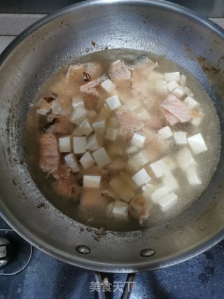 Salmon Tofu Soup recipe