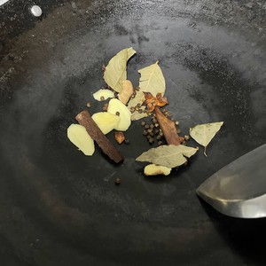 Family Version Salt-baked Seafood (applicable to Crab, Abalone, Snails and Shrimp) recipe