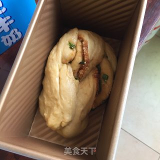 #the 4th Baking Contest and is Love to Eat Festival# Scallion Fragrant Seaweed Pork Floss Bread recipe