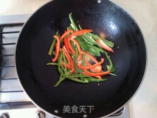 Stir-fried Bitter Gourd with Double Pepper recipe