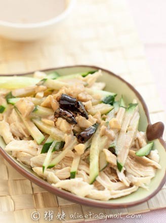 Chicken Shredded with Sesame Sauce recipe